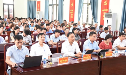 XÃ ỨNG HOÀ QUÁN TRIỆT NGHỊ QUYẾT ĐẠI HỘI ĐẢNG BỘ LẦN THỨ NHẤT VÀ CHỈ THỊ SỐ 50 CT/TƯ.