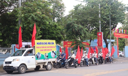 Y tế xã ra quân truyền thông Hưởng ứng Ngày Thế giới phòng chống bệnh dại