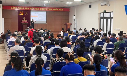 Phường Lĩnh Nam tổ chức Hội nghị tập huấn cách sử dụng các nền tảng số: iHanoi, VNeID, Cổng Dịch vụ công Quốc gia, AI và tiện ích công nghệ số.