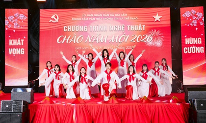 Gia Lâm tưng bừng chương trình nghệ thuật chào năm mới 2026