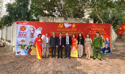 Ủy ban MTTQ Việt Nam phường chỉ đạo Ban công tác Mặt trận Tổ dân phố số 16, cụm Giang Biên ra mắt mô hình chào mừng chào mừng Đại hội Đảng lần thứ XIV và bầu cử Quốc hội, HĐND các cấp.