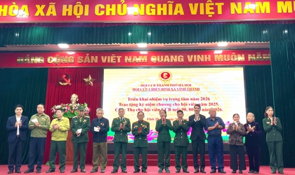 HỘI CỰU CHIẾN BINH XÃ VĨNH THANH TRIỂN KHAI NHIỆM VỤ TRỌNG TÂM NĂM 2026, TRAO TẶNG KỶ NIỆM CHƯƠNG VÀ CHÚC THỌ HỘI VIÊN

