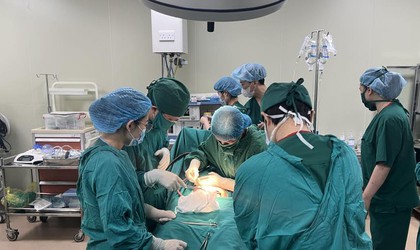 Bệnh viện đa khoa Đức Giang: Cấp cứu thành công ca rau tiền đạo trung tâm nguy kịch