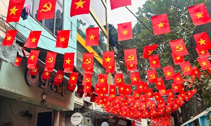 “Ngõ phố hạnh phúc” lan tỏa niềm vui về Đại hội XIV của Đảng
