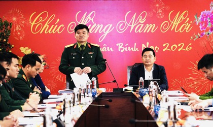 Xã Quang Minh tổ chức hội nghị bàn giao nhiệm vụ Chỉ huy trưởng Ban Chỉ huy Quân sự xã