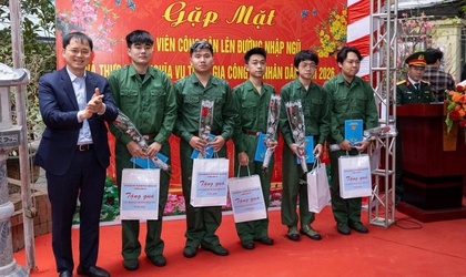 Phường Vĩnh Tuy gặp mặt động viên công dân lên đường nhập ngũ và thực hiện nghĩa vụ tham gia Công an nhân dân năm 2026