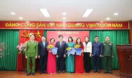 Phường Yên Sở tổ chức hội nghị công bố các Quyết định về công tác cán bộ