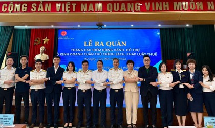 Thuế cơ sở 11  - Thuế TP Hà Nội hưởng ứng Lễ ra quân “Tháng cao điểm đồng hành, hỗ trợ hộ kinh doanh, cá nhân kinh doanh tuân thủ pháp luật thuế”