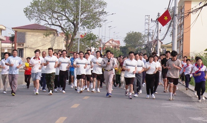 ỨNG HÒA: GẦN 1.400 NGƯỜI THAM GIA LỄ PHÁT ĐỘNG NGÀY CHẠY OLYMPIC VÌ SỨC KHỎE TOÀN DÂN VÀ GIẢI CHẠY BÁO HÀ NỘI MỚI LẦN THỨ 51 – VÌ HÒA BÌNH NĂM 2026