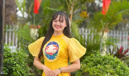 CÔ GIÁO PHẠM ANH TOÀN – BÍ THƯ CHI ĐOÀN NHIỆT HUYẾT CỦA TRƯỜNG MẦM NON HỒNG DƯƠNG