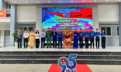 Sáng ngày 21/3/2026, tại trường THPT Phúc Lợi, Đoàn thanh niên phường tổ chức Diễn đàn “Đảng với thanh niên – Thanh niên với Đảng” và Lễ mít tinh kỷ niệm 95 năm ngày thành lập Đoàn TNCS Hồ Chí Minh (26/3/1931 – 26/3/2026)