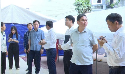 Ủy ban bầu cử xã Tây Phương kiểm tra công tác bầu cử tại các đơn vị bầu cử trên địa bàn xã