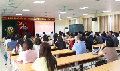 Trung tâm Chính trị phường Chương Mỹ bế giảng lớp bồi dưỡng lý luận chính trị cho đảng viên mới khóa I năm 2026
