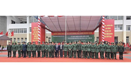 TƯNG BỪNG NGÀY HỘI TÒNG QUÂN – CÔNG DÂN LÊN ĐƯỜNG NHẬP NGŨ NĂM 2026