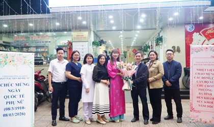 Phường Ba Đình tổ chức khám sức khỏe cho nữ cán bộ nhân dịp kỷ niệm 116 năm Ngày Quốc tế Phụ nữ (08/3)