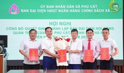 Phú Cát công bố quyết định thành lập Ban đại diện HĐQT Ngân hàng Chính sách xã hội xã, triển khai phiên họp thứ Nhất năm 2026