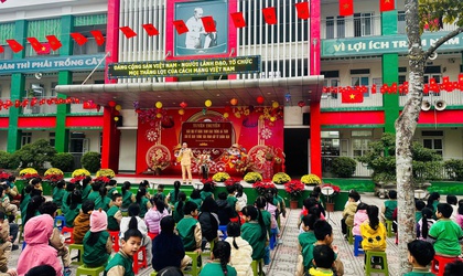 Phường Long Biên tăng cường tuyên truyền, nâng cao ý thức chấp hành trật tự an toàn giao thông