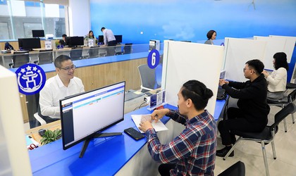 Thực hiện thủ tục hành chính theo cơ chế một cửa, một cửa liên thông tại Bộ phận Một cửa và Cổng Dịch vụ công quốc gia