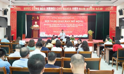 UBND xã Thiên Lộc giao ban Ban Chỉ đạo về phát triển khoa học, công nghệ, đổi mới sáng tạo, chuyển đổi số, cải cách hành chính và Đề án 06: Quyết liệt nâng cao chất lượng phục vụ người dân