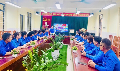 Chi đoàn trường Mầm non Thuần Mỹ tổ chức sinh hoạt chi đoàn tháng 4 với chủ đề 