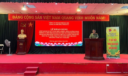 Lễ khai giảng lớp tập huấn kỹ năng điều khiển, phân luồng giao thông và hỗ trợ xử lý các tình huống trong quá trình tham gia bảo đảm trật tự, an toàn giao thông