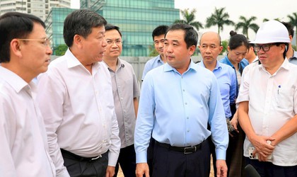 Bí thư Hà Nội Trần Đức Thắng: 'Xử lý nghiêm vi phạm dọc kênh La Khê, không nể nang, tránh nhờn luật'