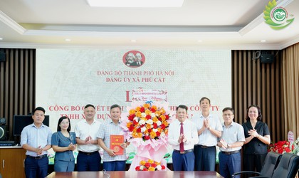 Phú Cát công bố Quyết định, ra mắt Chi bộ Công ty TNHH Xây dựng và Phát triển Tuấn Minh