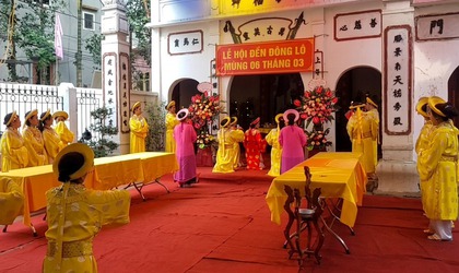 TIN: LỄ HỘI TRUYỀN THỐNG ĐỀN ĐÔNG LÔ