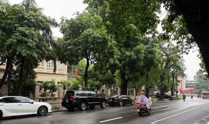 Ngày 24/4/2026, Hà Nội nhiều mây, ngày có lúc có mưa, đêm tạnh ráo; trời mát