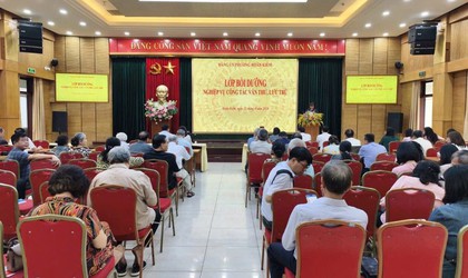 Đảng ủy phường Hoàn Kiếm tổ chức lớp bồi dưỡng nghiệp vụ công tác văn thư, lưu trữ năm 2026