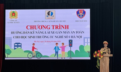 Tuyên truyền an toàn giao thông cho hơn 500 học sinh tại Trường Trung cấp nghề số 1 trên địa bàn xã Phú Xuyên