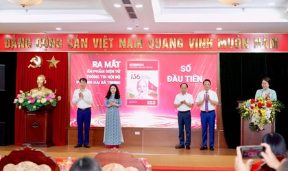Phường Hai Bà Trưng ra mắt ấn phẩm điện tử Thông tin nội bộ và khai mạc hội thi Báo cáo viên, Tuyên truyền viên giỏi năm 2026.