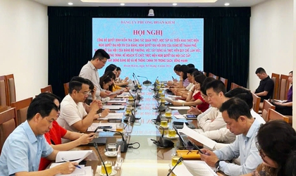 Công bố quyết định kiểm tra, giám sát đối với các tổ chức cơ sở đảng trực thuộc Đảng ủy phường Hoàn Kiếm