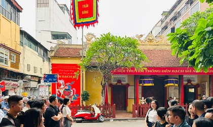 Chuẩn hóa đội ngũ hướng dẫn viên du lịch: Nâng tầm chất lượng dịch vụ Thủ đô