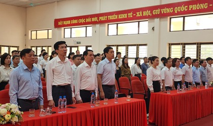 HĐND – UBND XÃ NỘI BÀI TỔ CHỨC CHÀO CỜ ĐẦU THÁNG 4/2026