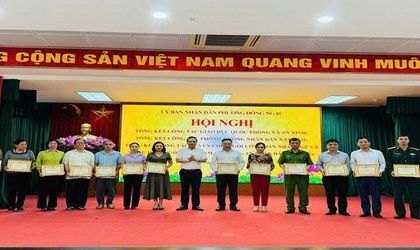 Phường Đông Ngạc tổ chức Hội nghị tổng kết công tác giáo dục quốc phòng – an ninh, phòng không nhân dân năm 2025; tổng kết công tác tuyển chọn và gọi công dân nhập ngũ năm 2026