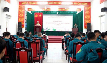Nâng cao sức mạnh “5 vững”: Xã Hoài Đức khai mạc huấn luyện Dân quân cơ động năm 2026