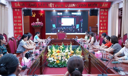 Hội LHPN phường Chương Mỹ tổ chức tuyên truyền Luật An ninh mạng và kỹ năng phòng tránh lừa đảo trên không gian mạng