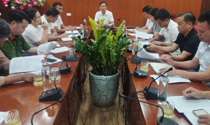 Xã Kim Anh tổ chức họp triển khai phương án cưỡng chế công trình vi phạm trên địa bàn.
