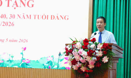 Xã Yên Lãng tổ chức trao Huy hiệu Đảng đợt 19/5 cho 41 đảng viên