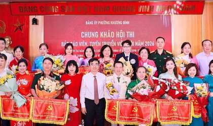 Chung khảo Hội thi báo cáo viên, tuyên truyền viên giỏi phường Khương Đình