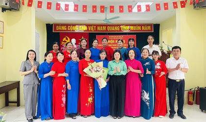 Thôn Sen Phương 7 ra mắt Câu lạc bộ Nông dân bảo vệ môi trường gắn với thực hiện mô hình 