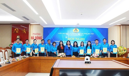 CỤM THI ĐUA SỐ 06 - LĐLĐ THÀNH PHỐ HÀ NỘI TỔ CHỨC THÀNH CÔNG HỘI NGHỊ TRIỂN KHAI CÔNG TÁC VÀ KÝ KẾT GIAO ƯỚC THI ĐUA NĂM 2026