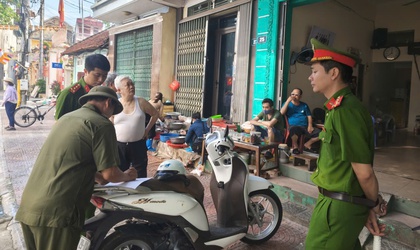 SƠN TÂY QUYẾT LIỆT GIẢI QUYẾT ĐIỂM NGHẼN TRẬT TỰ ĐÔ THỊ, TỪNG BƯỚC XÂY DỰNG ĐÔ THỊ VĂN MINH, KỶ CƯƠNG