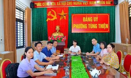 Phường Tùng Thiện tham dự trực tuyến hội nghị Báo cáo viên Trung ương tháng 6 năm 2026
