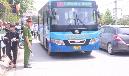 Công an xã Hòa Phú tích cực hỗ trợ, bảo đảm an ninh trật tự tại các điểm thi tuyển sinh lớp 10