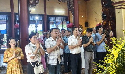 CHÙA HỒNG KHÁNH LONG TRỌNG TỔ CHỨC ĐẠI LỄ PHẬT ĐẢN PHẬT LỊCH 2570