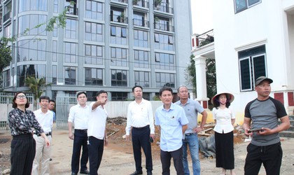 Hòa Lạc kiểm tra thực địa, quyết tâm hoàn thành GPMB tuyến Đại lộ Thăng Long trước ngày 10/5