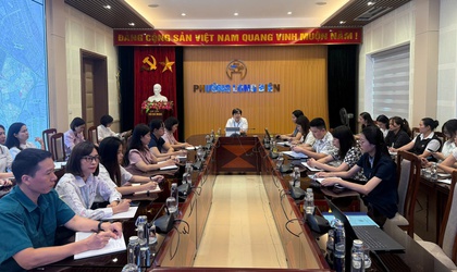 UBND phường Long Biên triển khai công tác định hướng, biên tập, hướng dẫn đăng tải tin, bài trên 03 kênh thông tin tuyên truyền của phường