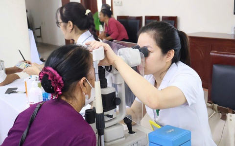 Chăm sóc sức khoẻ người cao tuổi - hiện thực hóa mục tiêu phát triển y tế toàn diện tại BVĐK Ba Vì